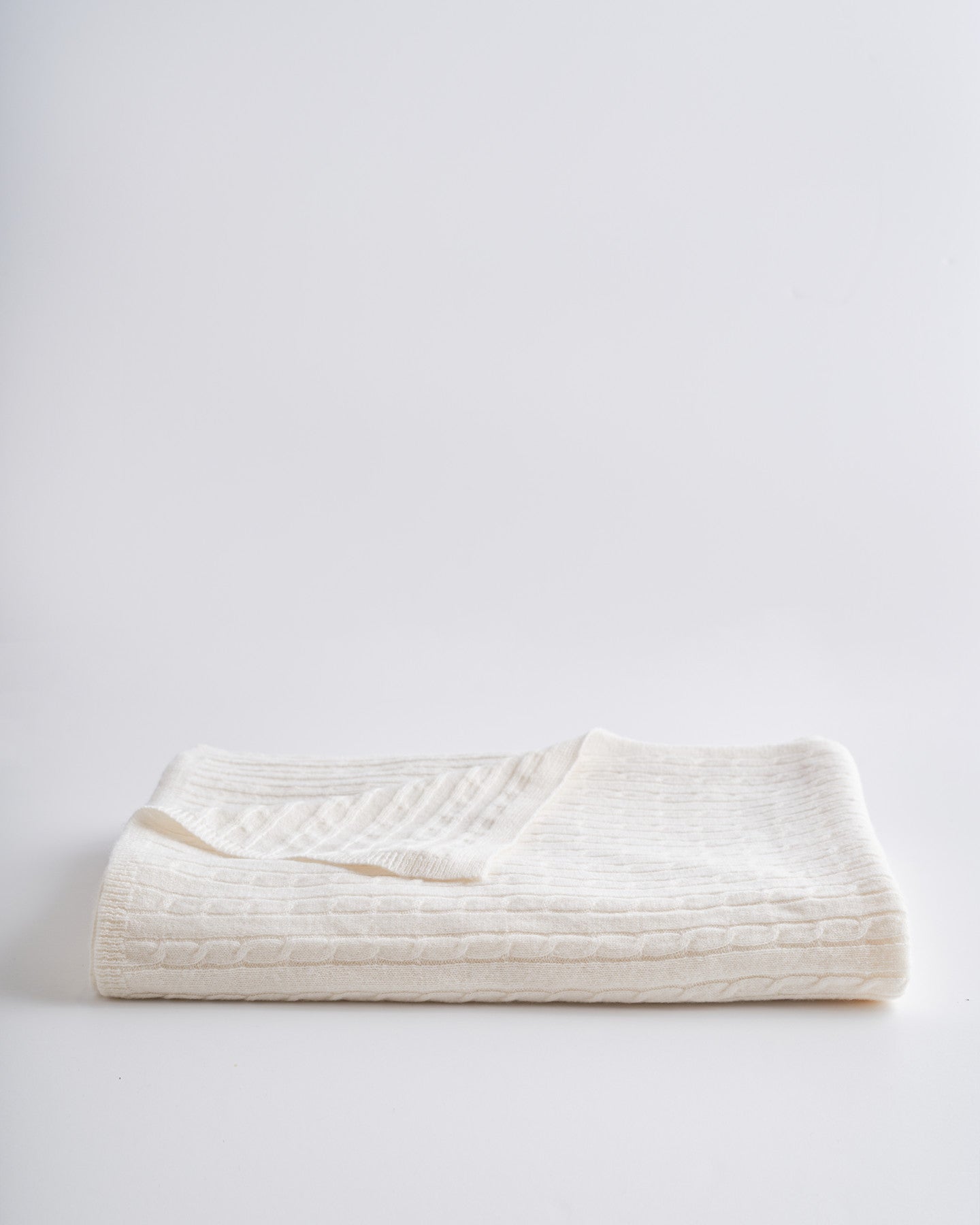 Cable Knit Cashmere Throw