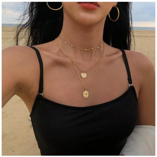Yheakne Boho Layered Disc Necklace Choker Gold Medallion Pendant Necklace Circle Portrait Necklace Chain Vintage Head Coin Necklace Jewelry for Women and Girls Gifts