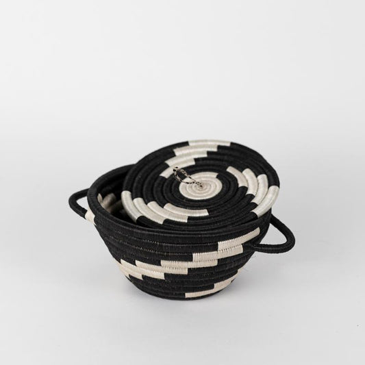 Azizi Life Woven Pot with Lid - Medium woven Azizi Life