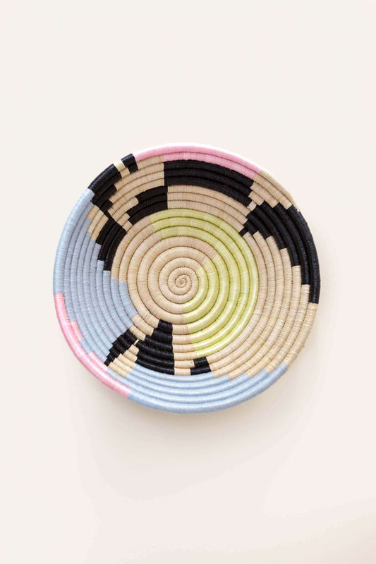 Abstract Form Plateau Natural Basket